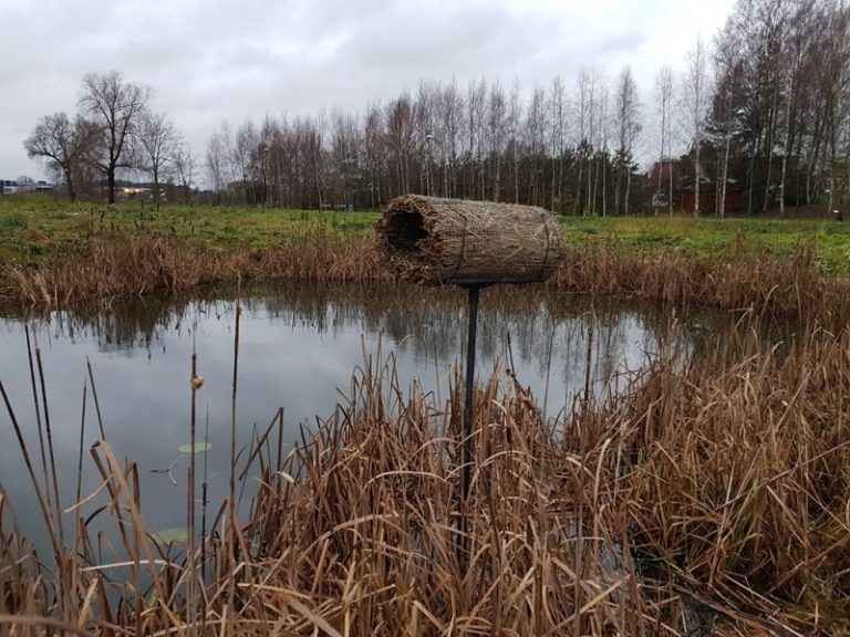 Utenos parkuose – paukščių namai