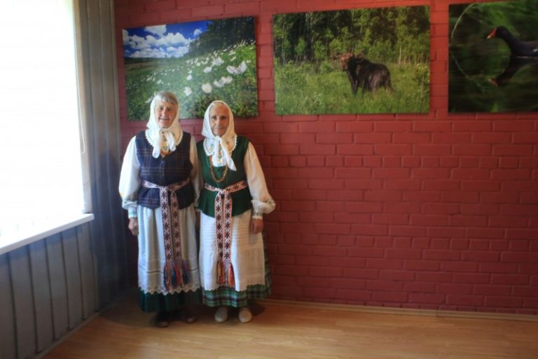 Fotografijų paroda kaimo šventėje