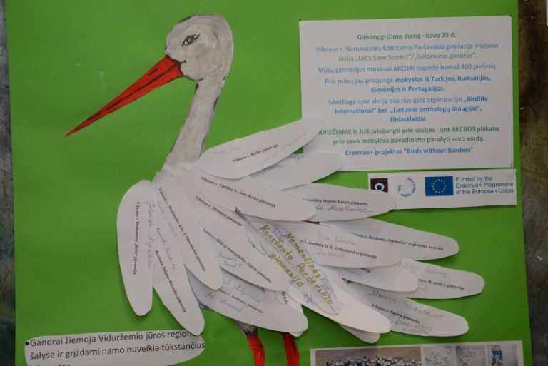 Mokiniai kviečia saugoti gandrus