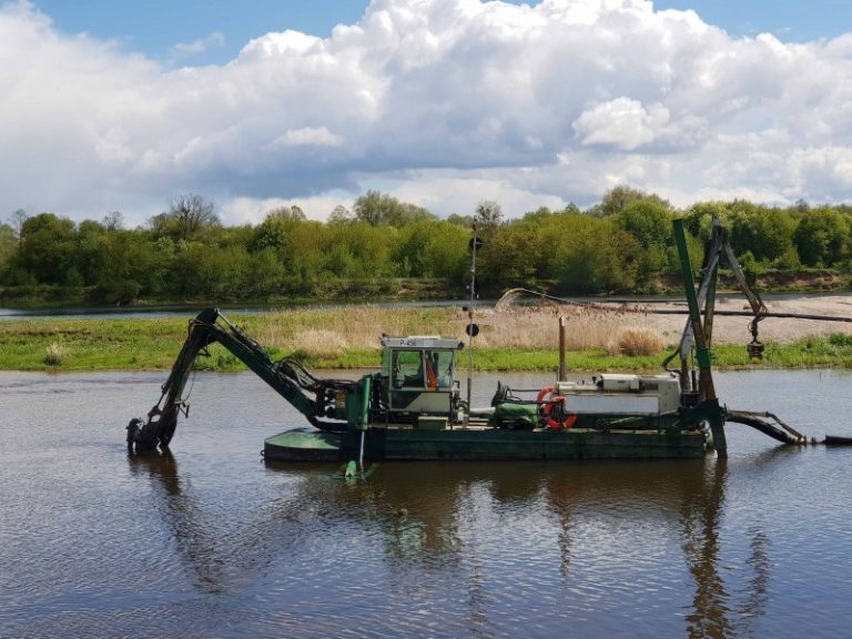 Baigiami Nemuno vagos ties Lipliūnais valymo darbai