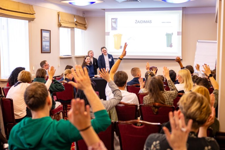Draugijos atstovas dalyvavo konferencijoje „Vaikai kovoja su klimato kaita“