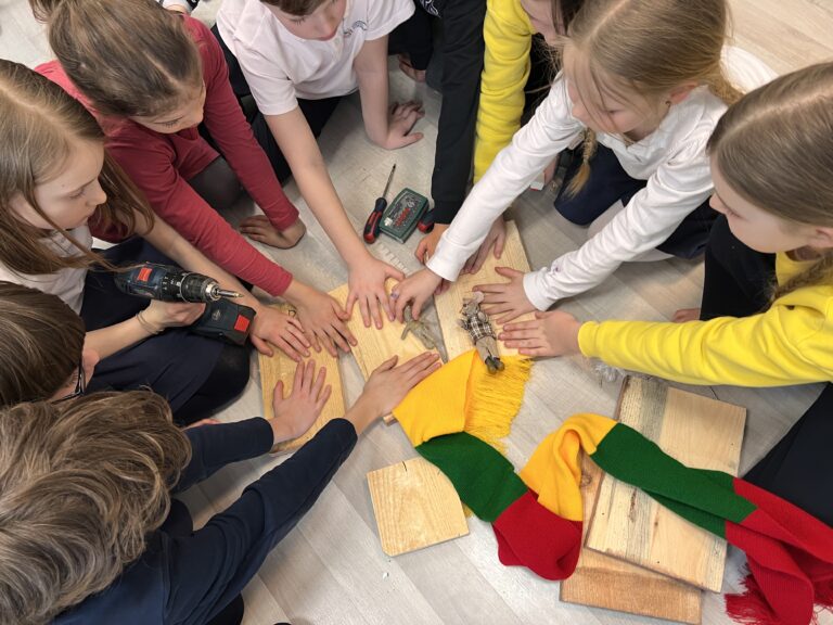 Sukurkime namus paukščiams – prisijunkime prie akcijos „Mes darom“